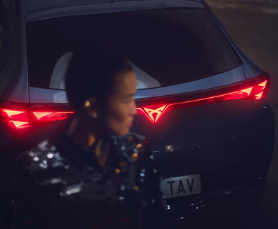 Feux arrières d'une Cupra Tavascan